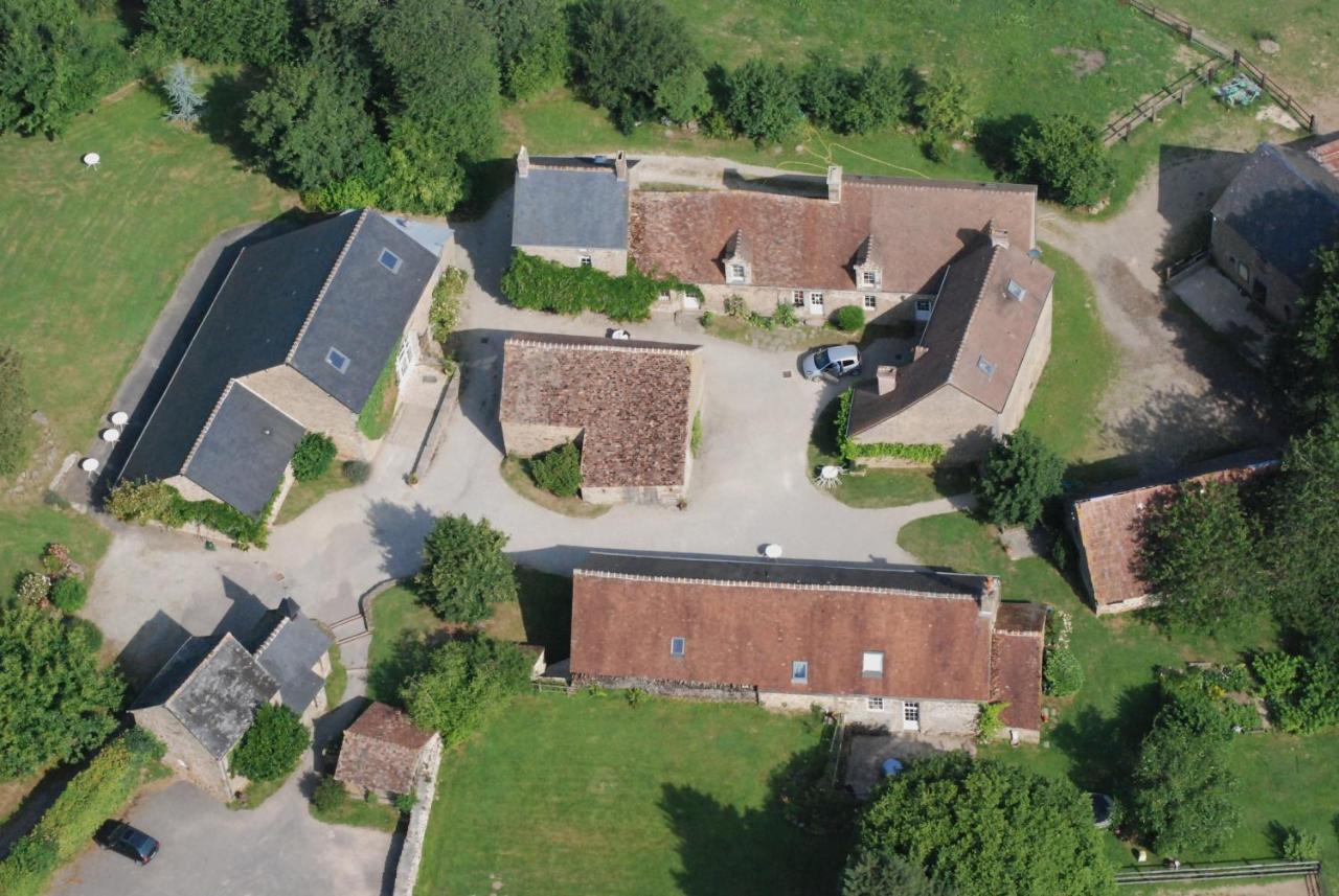 Le Gite D'Etienne Joue-du-Bois Luaran gambar
